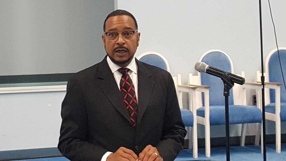 State Sen. C. Anthony Muse leads a discussion Aug. 14 at Jericho City of Praise in Landover on ways to improve Prince George's County Public Schools. (William J. Ford/The Washington Informer)