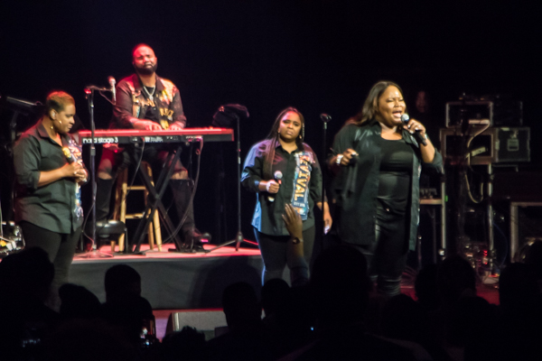 Tasha Cobbs Leonard performs at the Warner Theatre in D.C. on Nov. 15. (Shevry Lassiter/The Washington Informer)