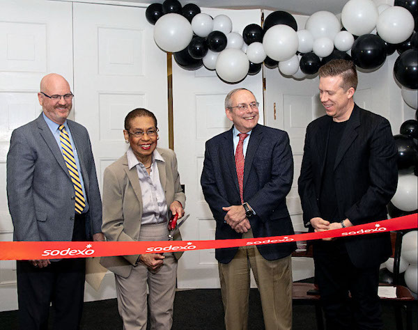 Sodexo and the Chief Administrative Officer of the House (CAO) celebrated the grand opening of the &pizza restaurant at the U.S. House of Representatives in Washington, D.C. Pictured left to right: Larry McMarlin, district manager from Sodexo; Del. Eleanor Holmes Norton; Philip G. Kiko, the chief administrative officer of the U.S. House of Representatives, and Andy Hooper, Chief People Officer at &pizza. (House Creative Services/Phi Nguyen)