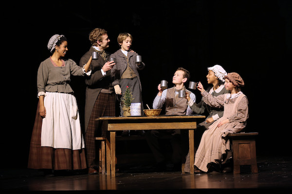 The cast of "A Christmas Carol" (Courtesy of Ford's Theatre)