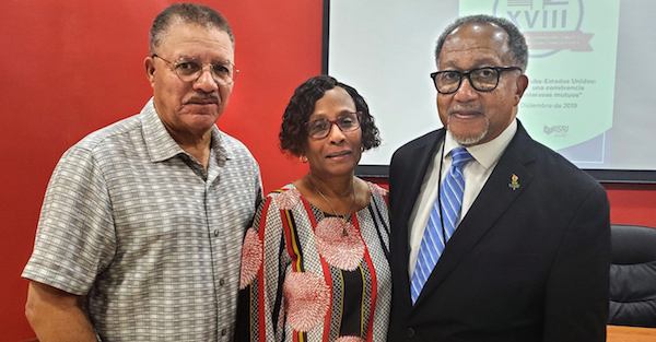 From left: Dean DeWayne Wickman of Morgan State University, Dr. Tony Draper, publisher of The Afro, and Dr. Benjamin F. Chavis Jr., president and CEO of the National Newspaper Publishers Association (Courtesy of NNPA Newswire)