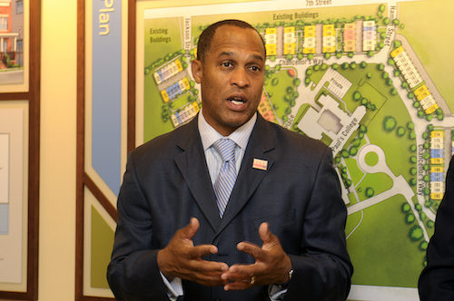 Harry Thomas Jr.