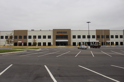 **FILE** An Amazon warehouse in Georgia is shown here. (Michael Rivera via Wikimedia Commons)