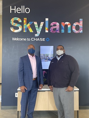 Brian Atkins, community manager, and Jua Williams, branch manager at the Chase Skyland branch