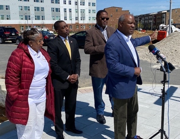 Former Prince George’s County Executive and current Maryland gubernatorial candidate Rushern L. Baker III (right) holds press briefing in Suitland, Maryland, on April 20 to discuss a plan to eliminate carjackings not only in the county, but statewide. Alongside Baker are (from left) County Council members Deni Taveras and Mel Franklin and former council member Derrick Leon Davis. (William J. Ford/The Washington Informer)