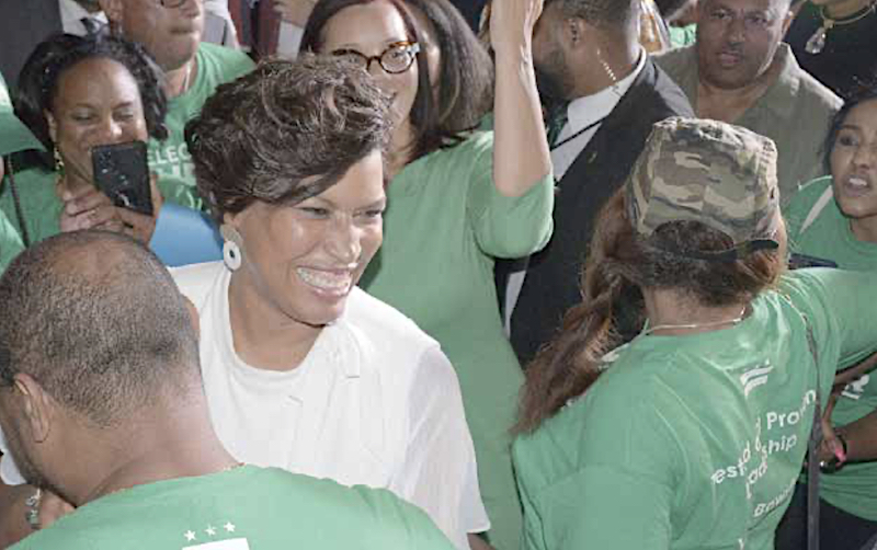 D.C. Mayor Muriel Bowser exults at winning the Democratic Party primary on June 21. (Roy Lewis/The Washington Informer)