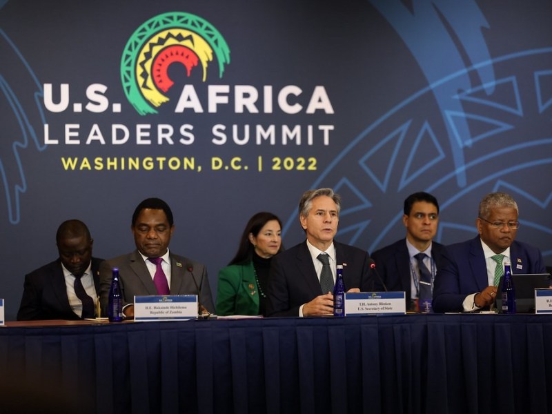 U.S. Secretary of State Anthony Blinken (front row second from left) addresses participants of the U.S.--Africa Leaders Summit African with African Presidents from the Republic of Zambia (front row left) and Republic of Seychelles (front row right). (Courtesy Photo/ U.S. Department of State)