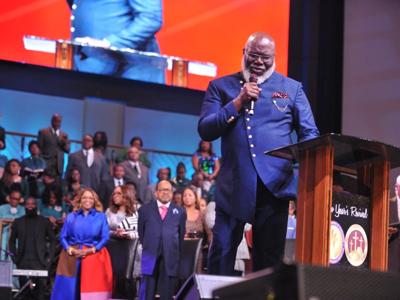Bishop T.D. Jakes preaches at the 2023 Joint New Year Revival hosted by Greater Mt. Calvary Holy Church and the First Baptist Church of Glenarden in Bowie, Md., on Jan. 6. (Courtesy of GMCHC Photography Ministry)