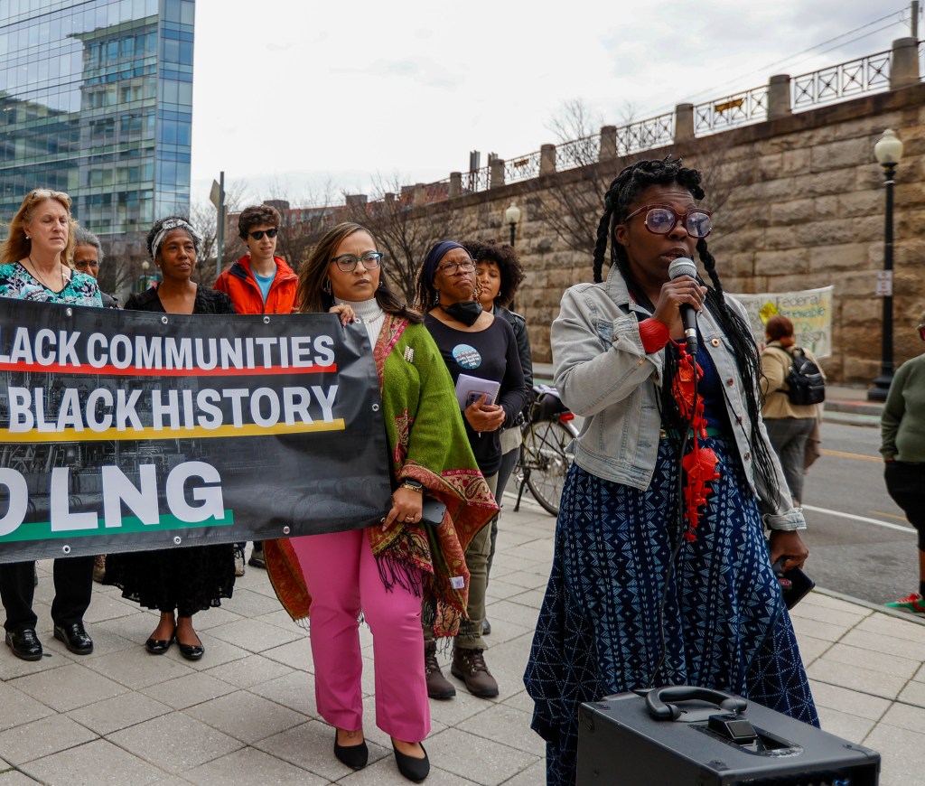 Kari Fulton speaks against a new oil pipeline alongside front-line advocates from Louisiana and Texas at a Feb. 16 Black History Month press conference outside the Federal Energy Regulatory Commission. (Courtesy of Kari Fulton)