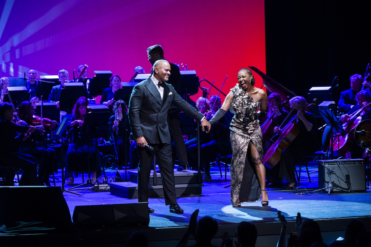 Broadway performers Chris Jackson (left) and Aisha Jackson perform in "When I Fall in Love: The Music of Nat King Cole." (Courtesy of Elman Studio)