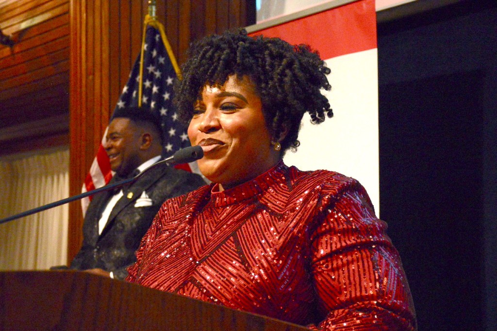 Rae Chesney, of the Zora Neale Hurston Trust, speaks on behalf of the Hurston family at The Hilltop's centennial gala on Feb. 3. (Roy Lewis/The Washington Informer)