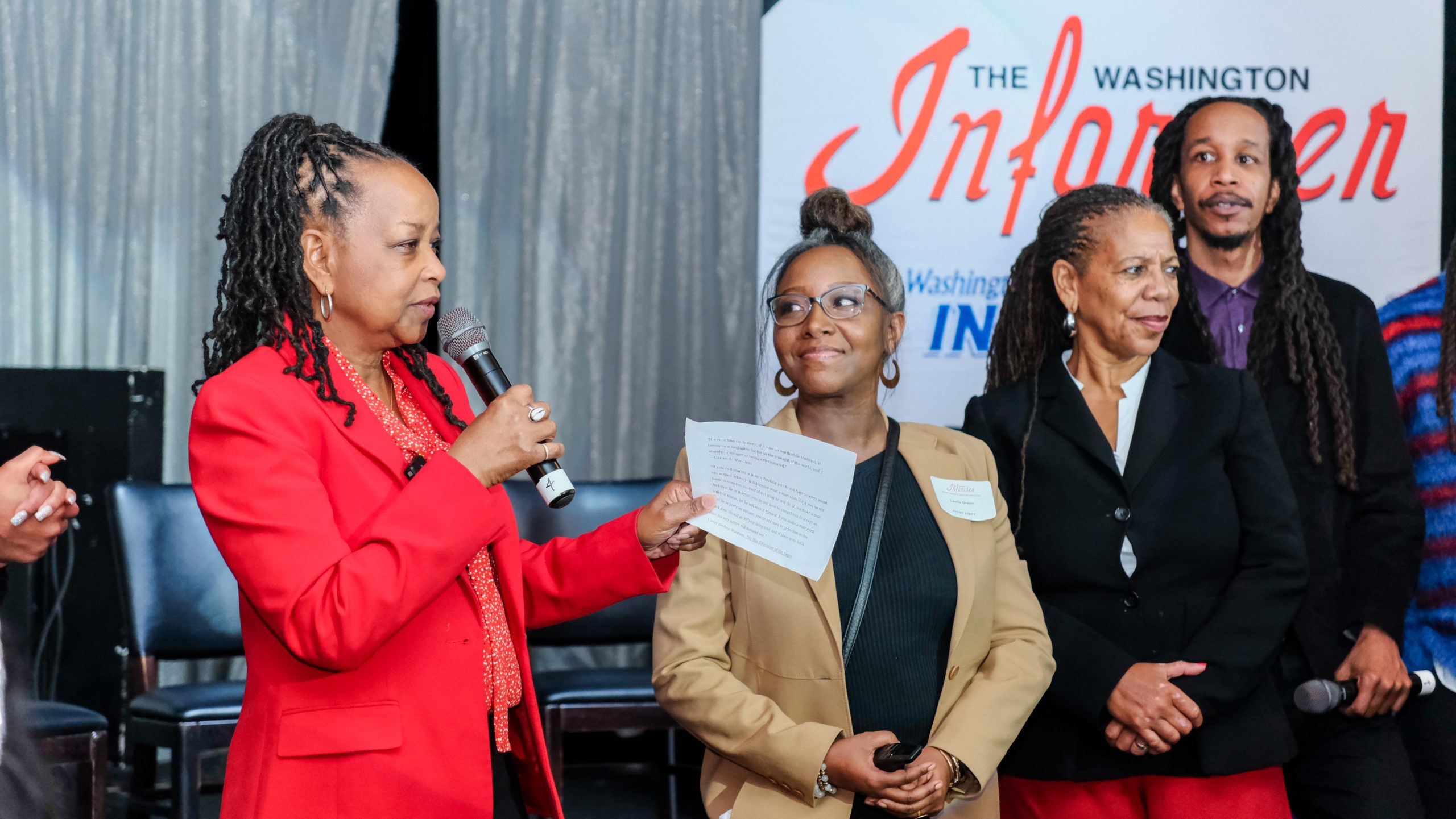 Rolark Barnes gave a special thanks to event planner Leslie Green of Golden Life Ventures.