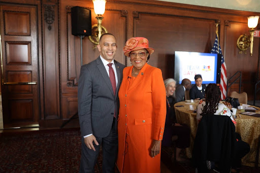 Democratic Leader Hakeem Jeffries and Congresswoman Alma Adams at the 2024 STEAM Days of Action (Courtesy of Adams)